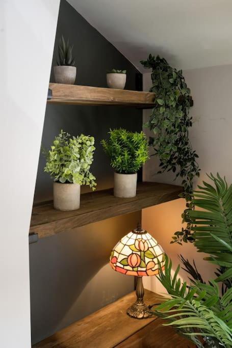 Lettered Board Apartments 1, 2 & 3 Pickering Εξωτερικό φωτογραφία